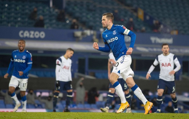 这座位于英 这座位于英